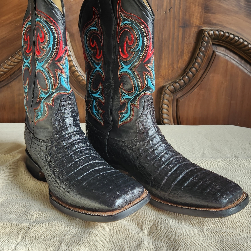Black Cowboy Boots with Red and Blue Embroidery